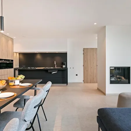 Vloed Apartment De Panne